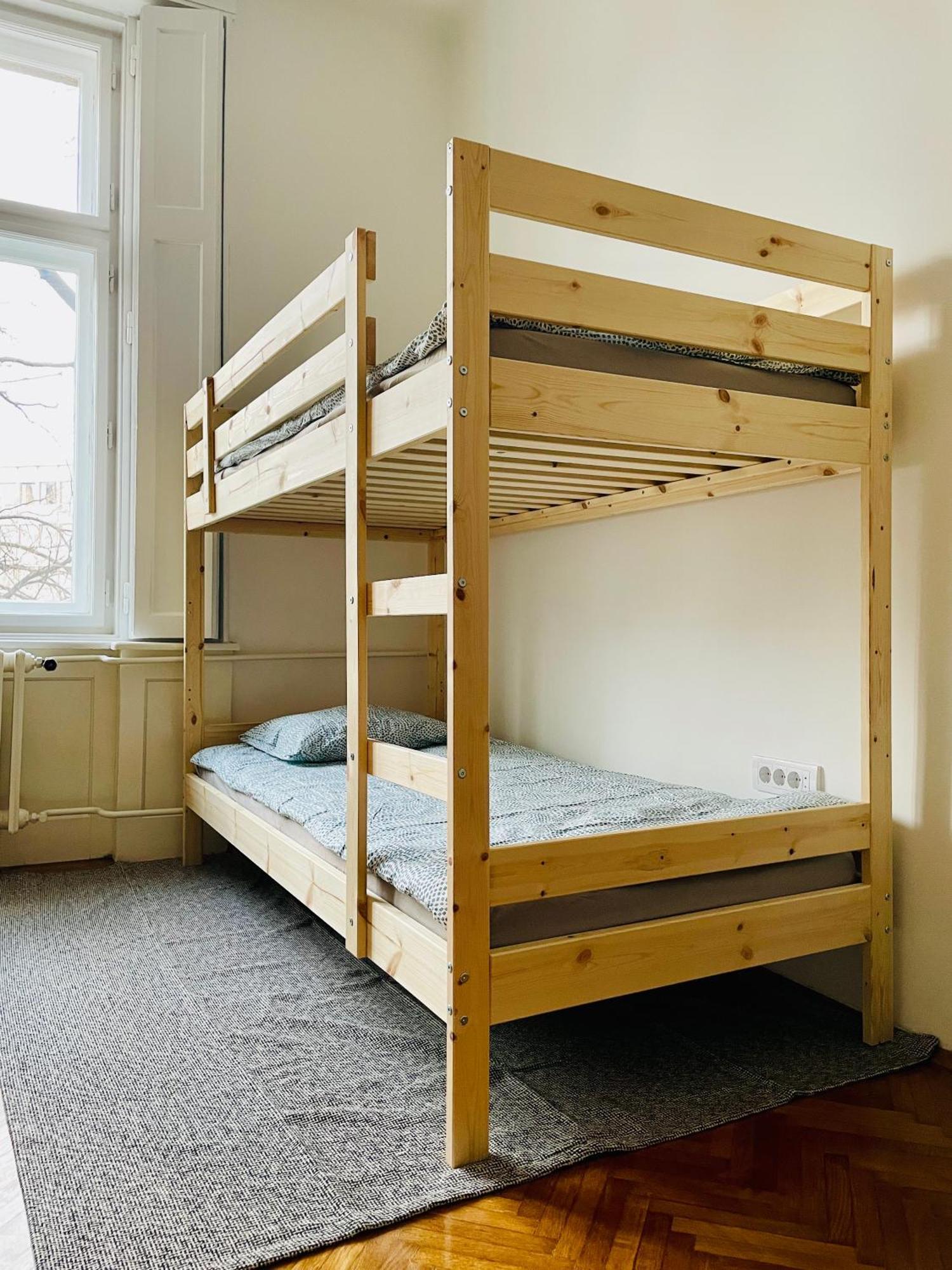 Hostel Green World Nowy Sad Zewnętrze zdjęcie